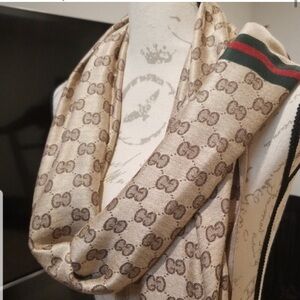 ♥️Woman’s DesignerGG scarve/wrapBeige and Brown With Monogramed